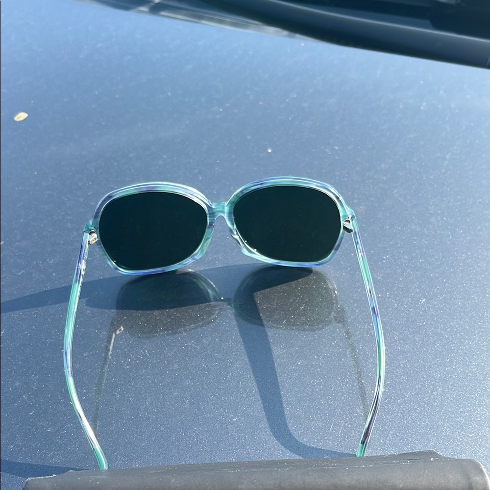 Maui Jim Blue and Black Sunglasses - Picture 6 of 6